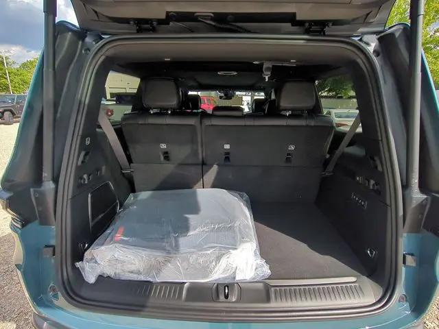 2026 Jeep Grand Wagoneer Limited Reserve 4x4