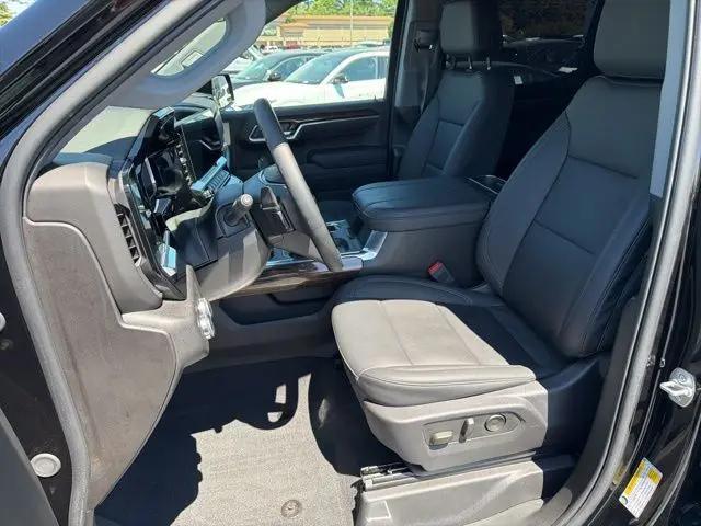 2025 GMC Sierra 1500 4WD Crew Cab Short Box Elevation with 3SB