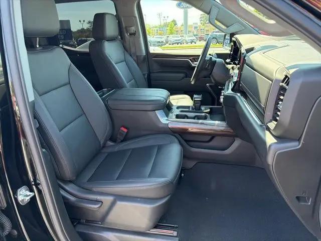 2025 GMC Sierra 1500 4WD Crew Cab Short Box Elevation with 3SB