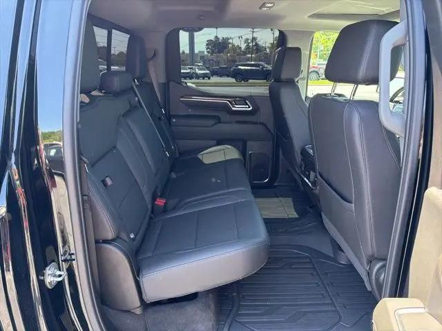 2025 GMC Sierra 1500 4WD Crew Cab Short Box Elevation with 3SB