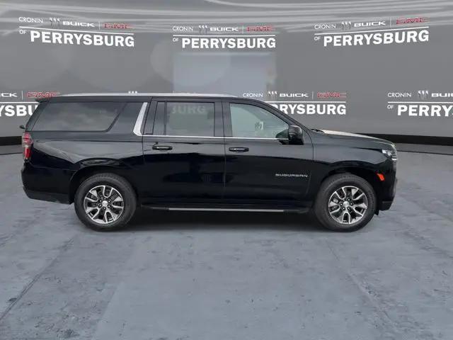 2021 Chevrolet Suburban 4WD LT
