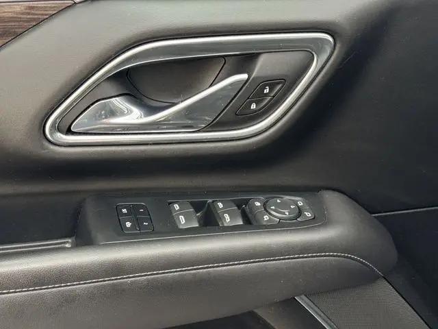 2021 Chevrolet Suburban 4WD LT