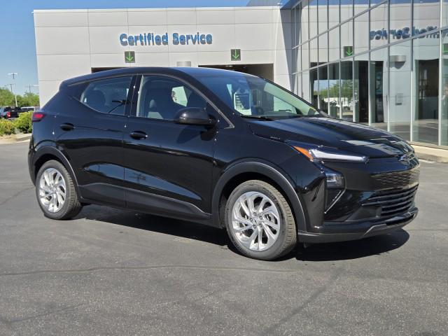 2027 Chevrolet Bolt LT FWD