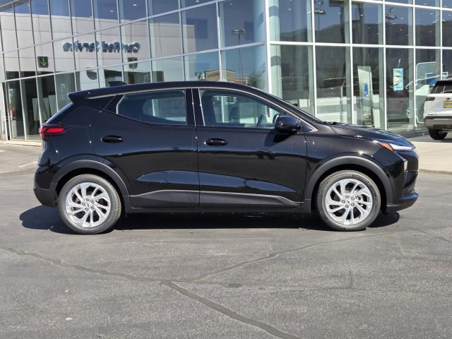 2027 Chevrolet Bolt LT FWD