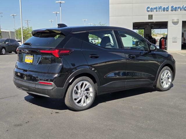 2027 Chevrolet Bolt LT FWD