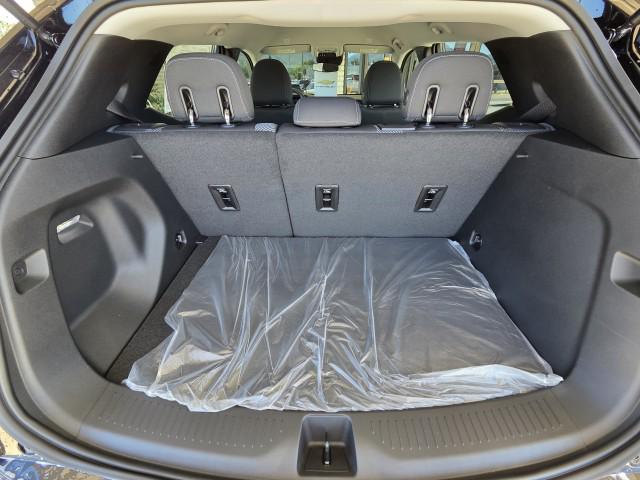 2027 Chevrolet Bolt LT FWD