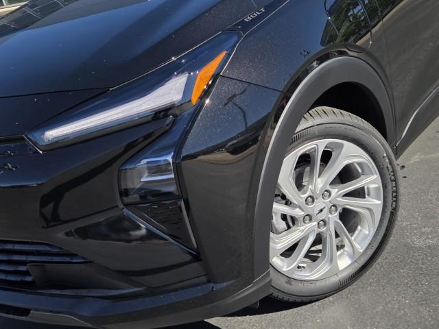 2027 Chevrolet Bolt LT FWD