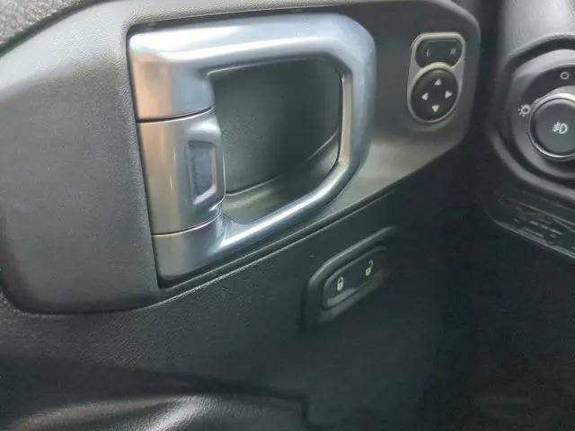 2025 Jeep Wrangler 2-Door Willys 4x4
