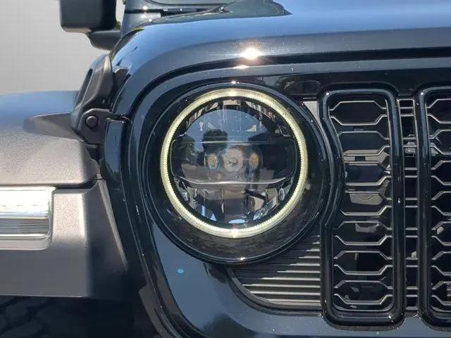 2025 Jeep Wrangler 2-Door Willys 4x4
