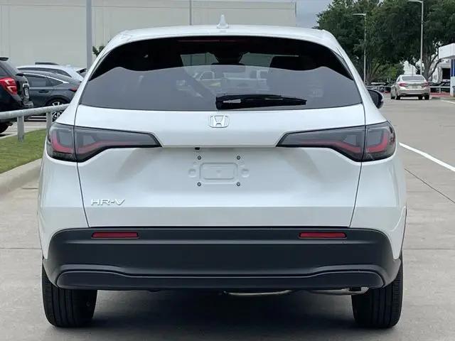 2027 Honda HR-V LX
