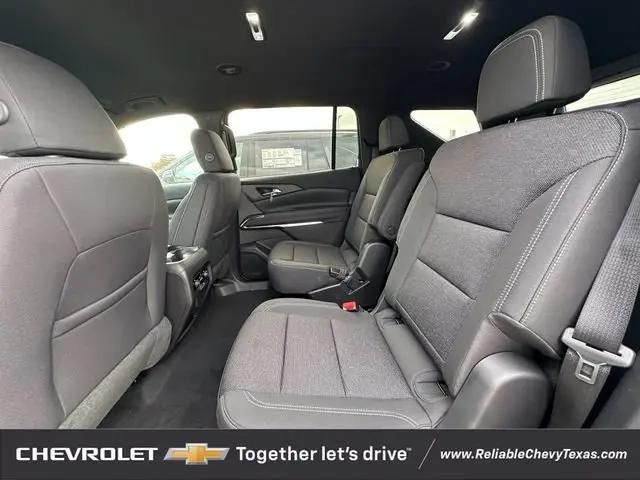2026 Chevrolet Traverse FWD LT
