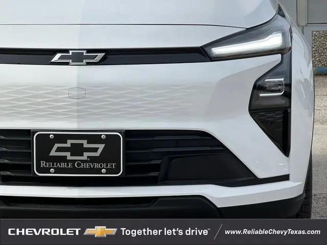 2027 Chevrolet Bolt LT FWD