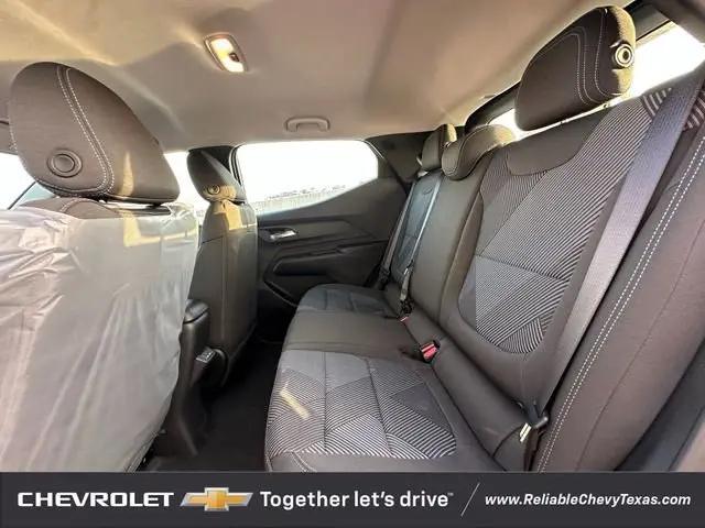 2027 Chevrolet Bolt LT FWD