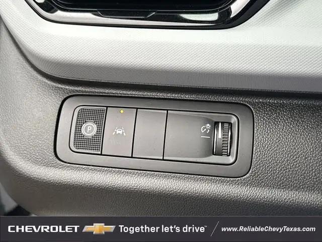 2027 Chevrolet Bolt LT FWD