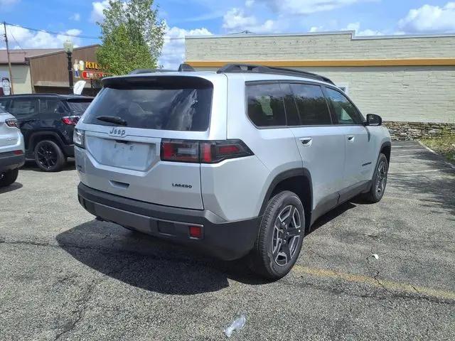 2026 Jeep Cherokee Laredo 4x4