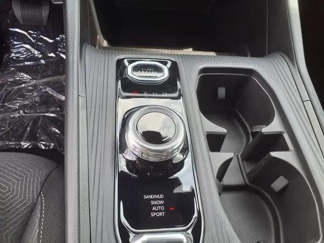 2026 Jeep Cherokee Laredo 4x4