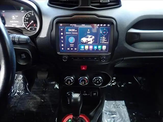 2017 Jeep Renegade Trailhawk 4x4