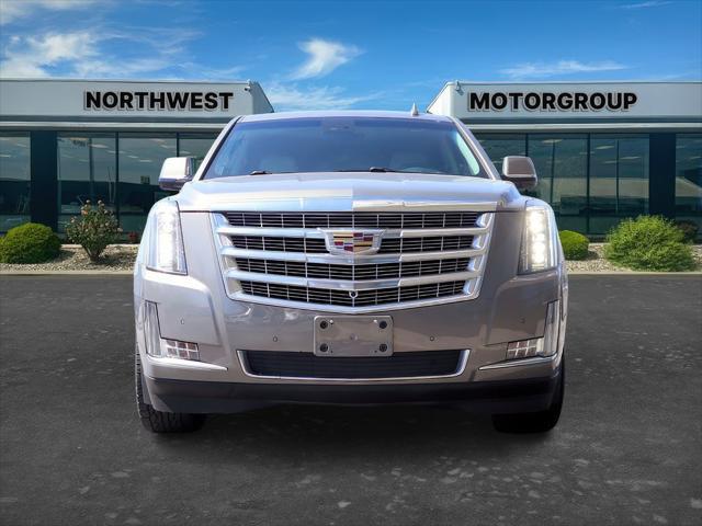 2018 Cadillac Escalade Luxury