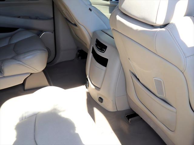 2018 Cadillac Escalade Luxury