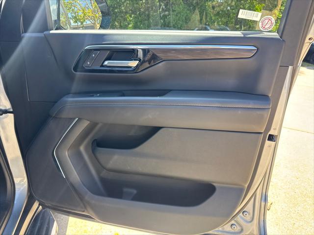 2025 Chevrolet Tahoe 4WD LT