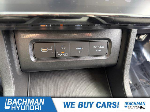 2026 Hyundai Tucson Hybrid Blue SE
