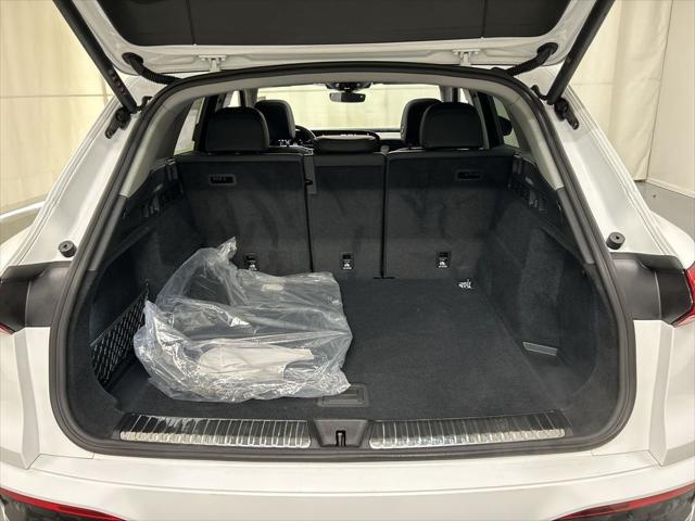 2025 Audi Q5 Premium TFSI quattro S tronic