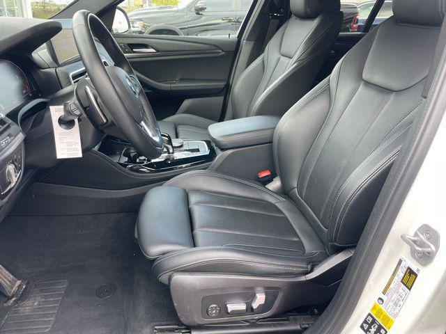2023 BMW X4 xDrive30i