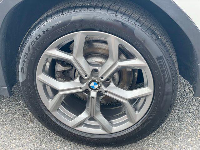 2023 BMW X4 xDrive30i