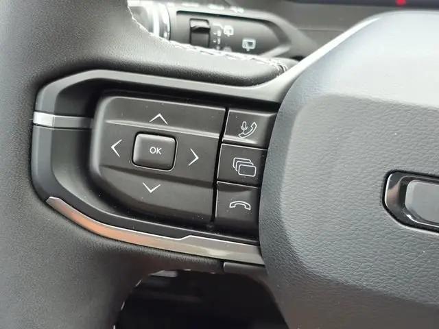 2026 Jeep Cherokee Overland 4x4