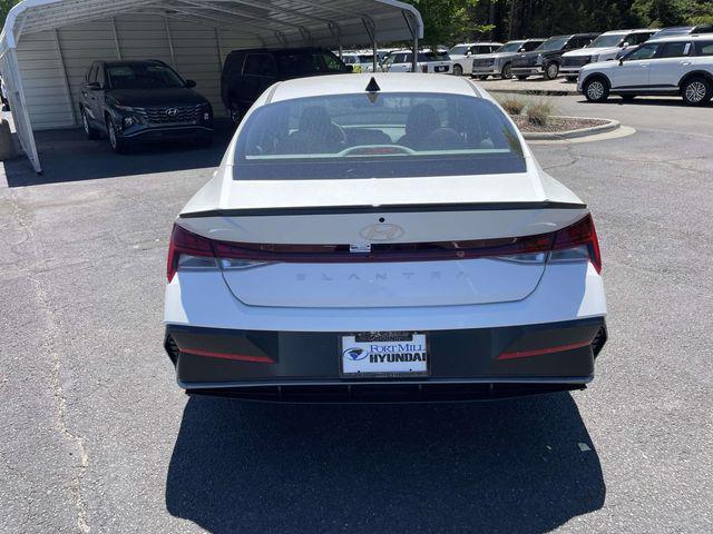 2026 Hyundai Elantra SEL Sport Premium