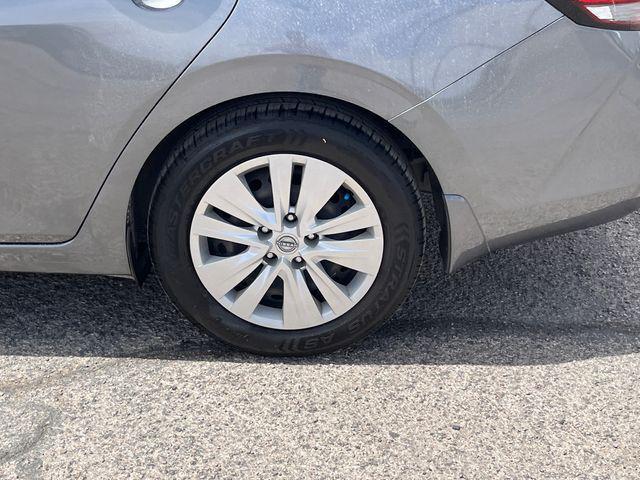 2024 Nissan Sentra S Xtronic CVT
