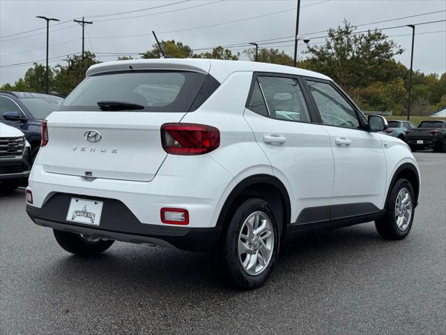 2026 Hyundai Venue SE