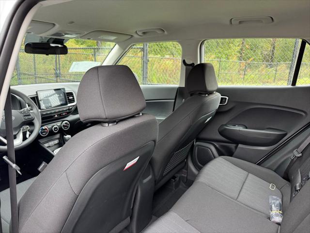 2026 Hyundai Venue SE