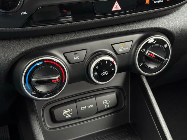 2026 Hyundai Venue SE