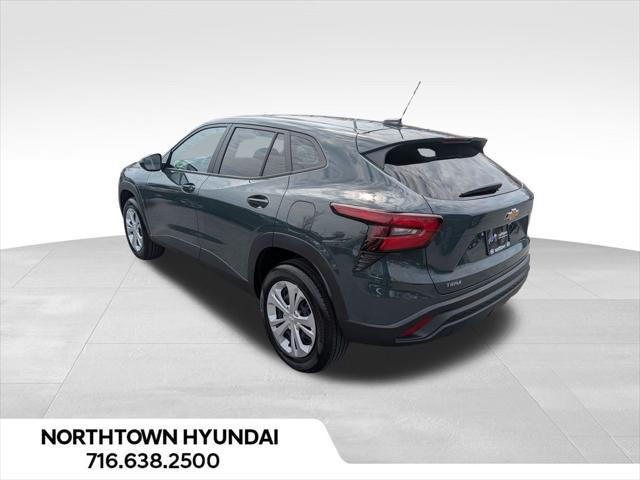 2025 Chevrolet Trax FWD LS