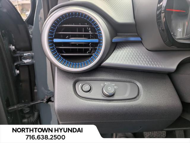 2025 Chevrolet Trax FWD LS