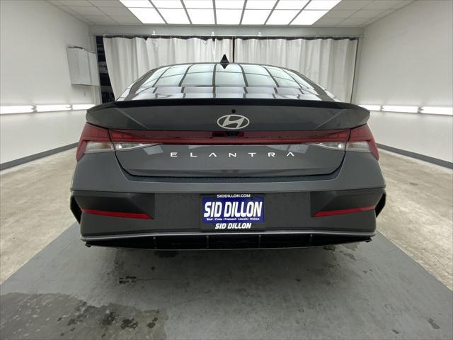 2026 Hyundai Elantra SEL Sport Premium