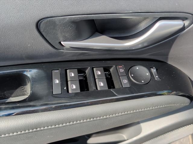 2025 Hyundai Santa Cruz SEL Activity