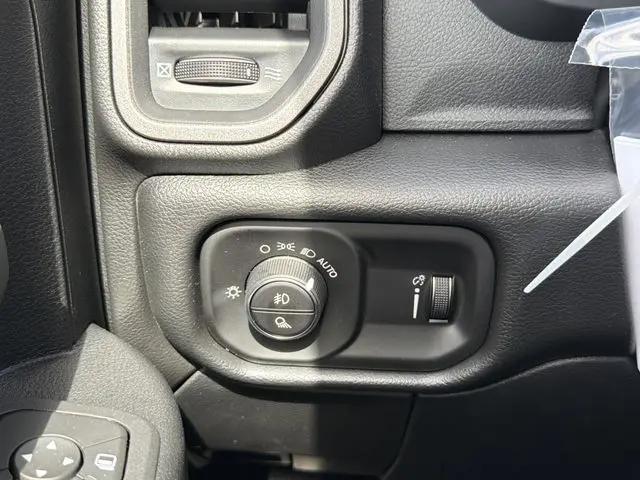 2026 Ram 3500 Tradesman/Big Horn