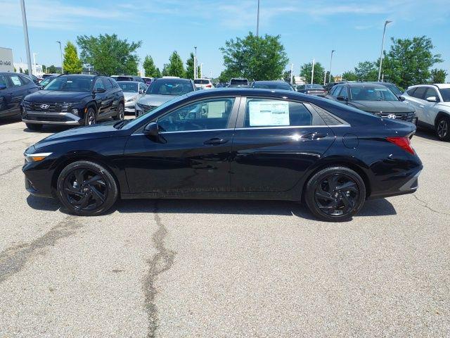 2026 Hyundai Elantra SEL Sport Premium for sale in AVON, IN