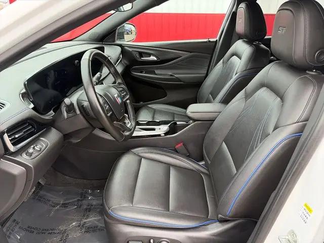 2024 Buick NV Sport Touring FWD