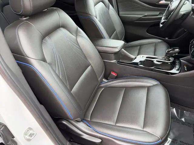 2024 Buick NV Sport Touring FWD