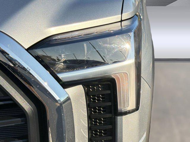 2026 Toyota Tundra SR5 CrewMax 5.5' Bed