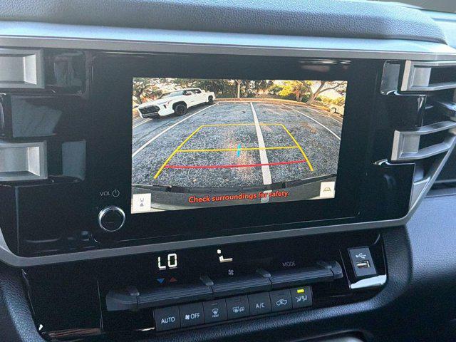 2026 Toyota Tundra SR5 CrewMax 5.5' Bed