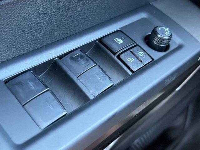 2026 Toyota Tundra SR5 CrewMax 5.5' Bed