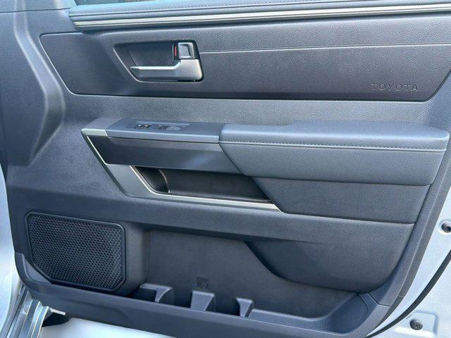 2026 Toyota Tundra SR5 CrewMax 5.5' Bed