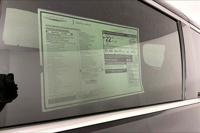 2027 Chrysler Pacifica Limited