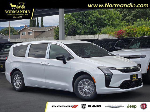 2027 Chrysler Pacifica PACIFICA SELECT