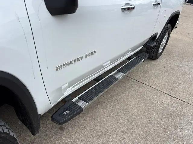 2022 Chevrolet Silverado 2500HD 4WD Double Cab Standard Bed LTZ
