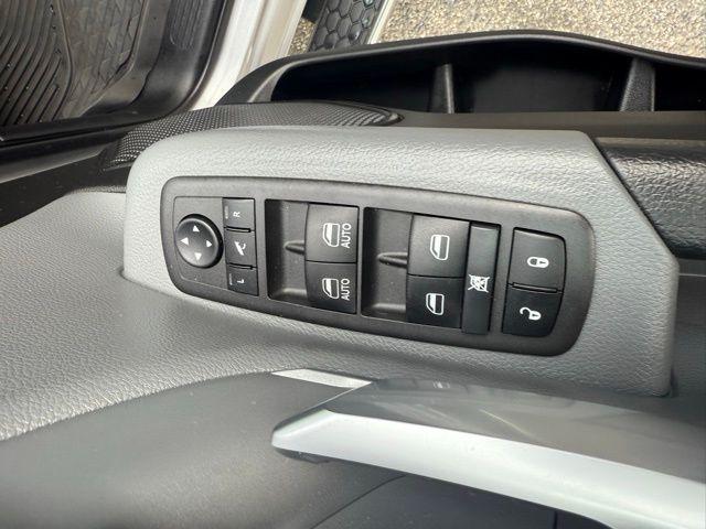 2022 Ram 1500 Big Horn Crew Cab 4x2 5'7" Box